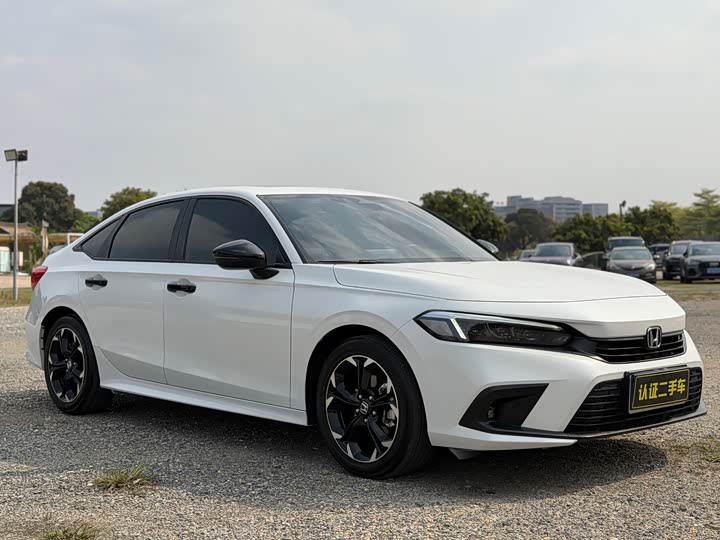 Фото 3 - Honda Civic