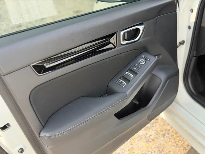 Фото 4 - Honda Civic