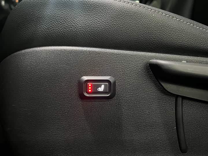 Photo 9 - Mazda CX-50