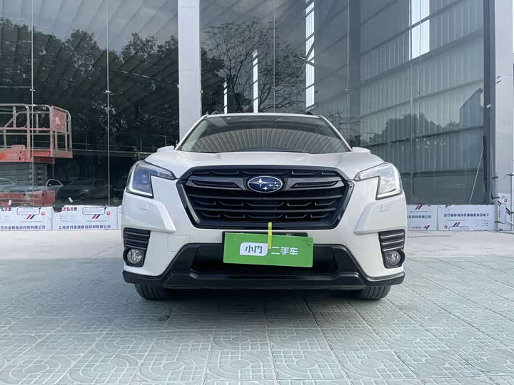 Photo 4 - Subaru Forester