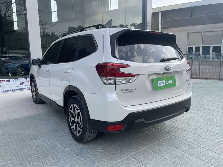 Photo 6 - Subaru Forester