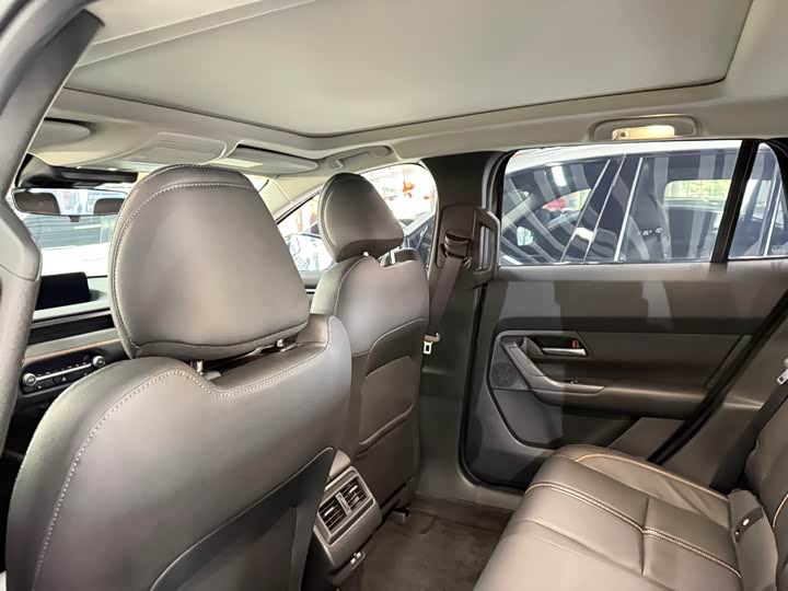 Фото 9 - Mazda CX-50