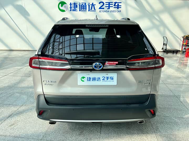 Photo 8 - Toyota Wildlander