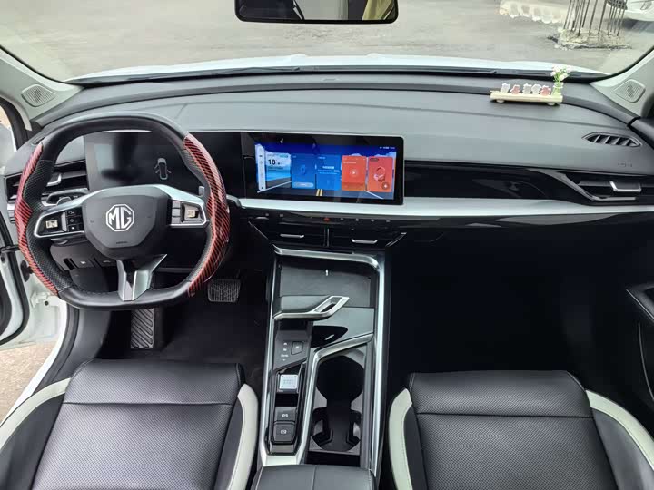 Фото 7 - MG Motor 5 Scorpio