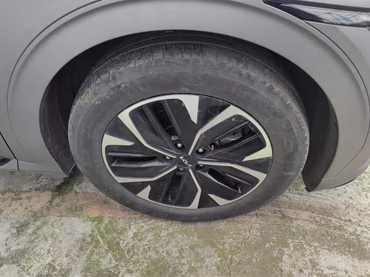 Фото 6 - Kia EV6