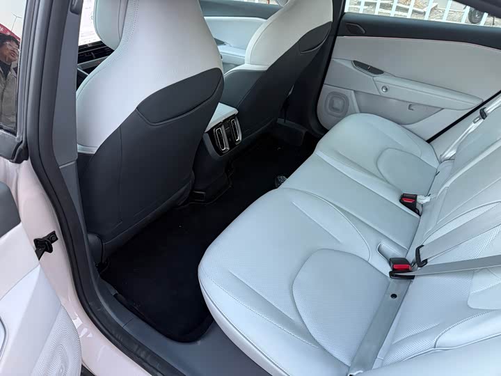 Фото 5 - BAIC Arcfox Alpha S5