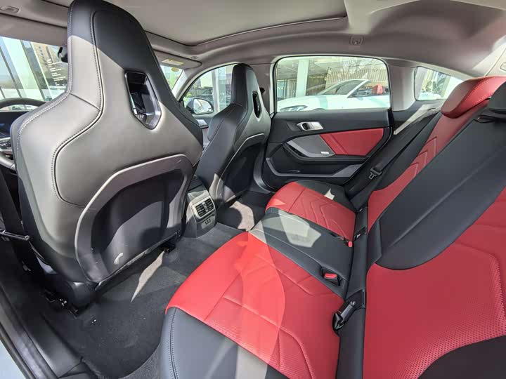 Фото 6 - BMW 2 Series