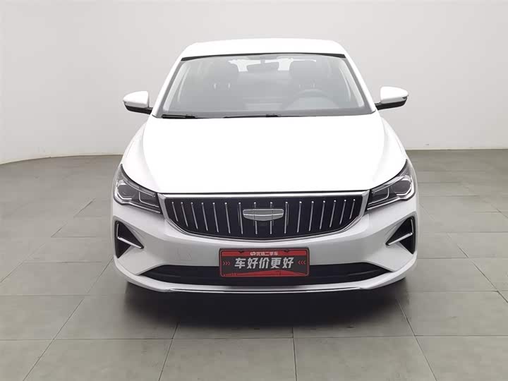 Фото 3 - Geely Emgrand