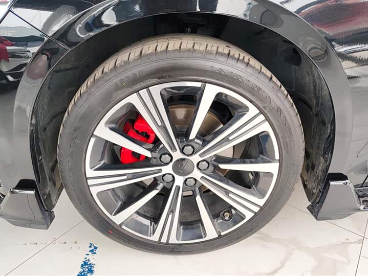 Фото 6 - Geely Preface