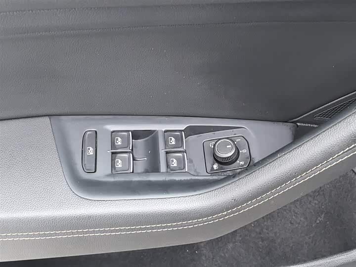 Фото 9 - Volkswagen Magotan GTE Hybrid