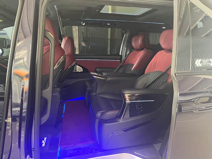 Фото 7 - GAC Trumpchi E9