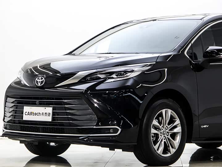 Toyota Sienna 2024 2024款 2.5L混动 四驱尊贵版