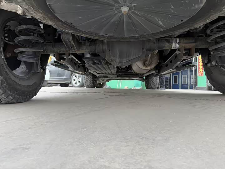 Photo 7 - Ford F-150 Raptor