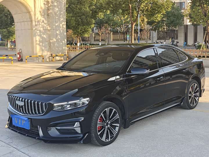 Фото 1 - Geely Preface