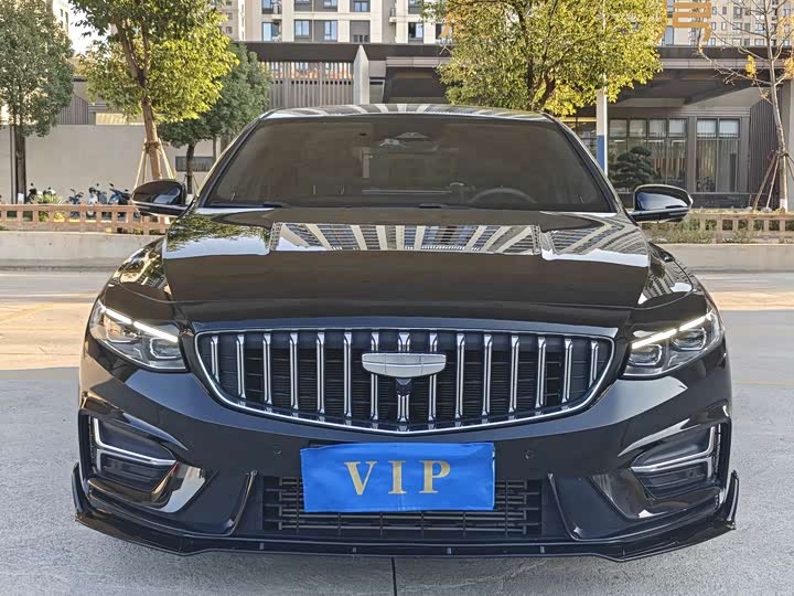 Фото 3 - Geely Preface