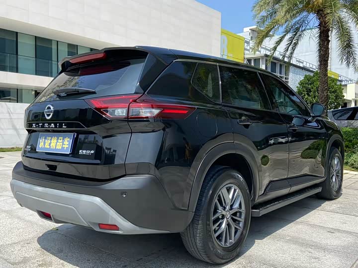 Фото 8 - Nissan X-Trail