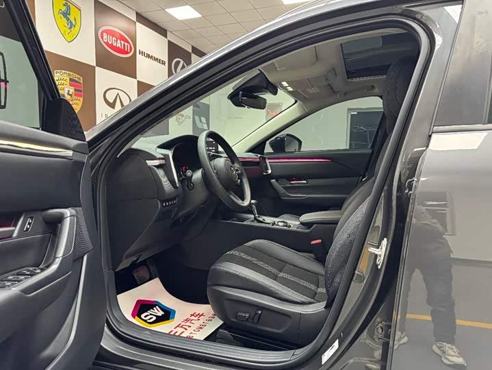 Photo 7 - Mazda CX-50