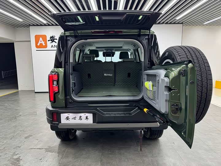 Фото 5 - BAIC Beijing BJ40 Hybrid