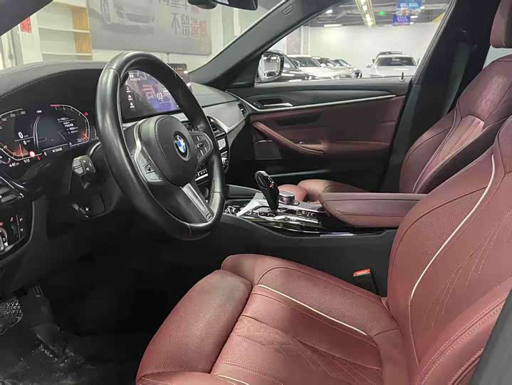 Фото 4 - BMW 5 Series