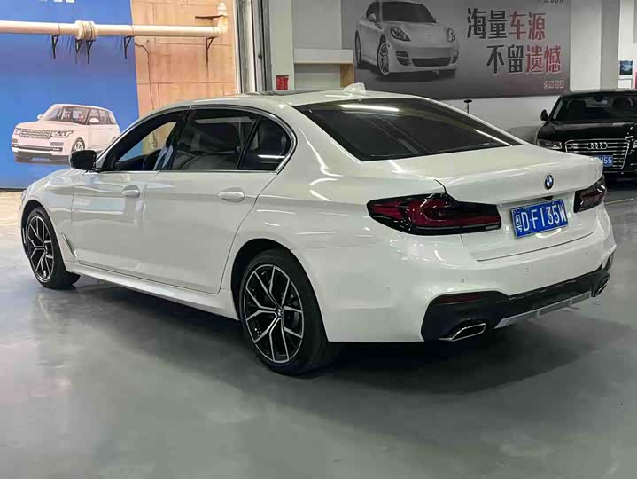 Фото 9 - BMW 5 Series