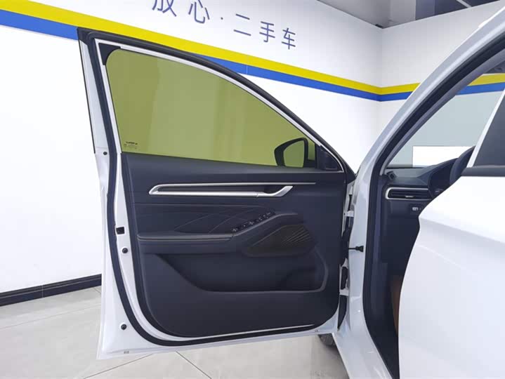 Фото 7 - Geely Emgrand