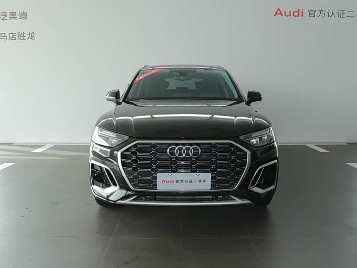 Фото 2 - Audi Q5L