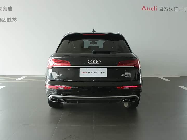 Фото 5 - Audi Q5L