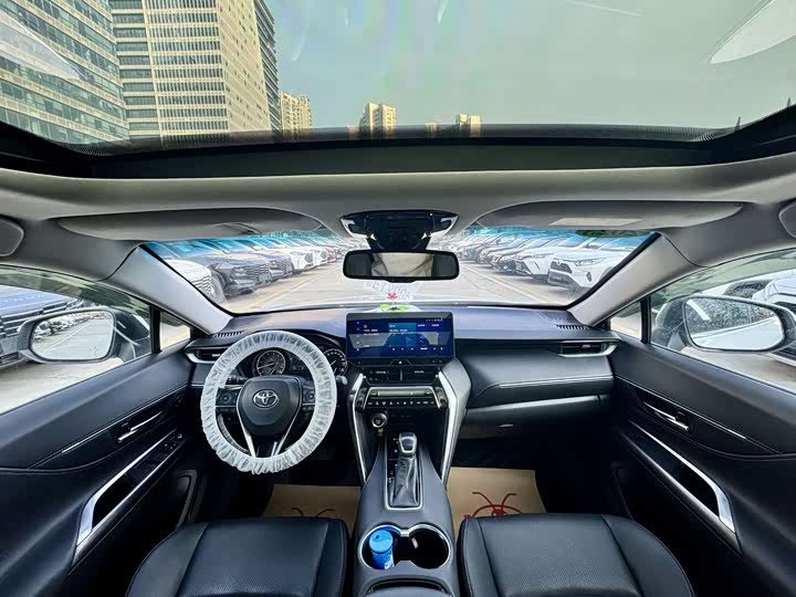 Фото 6 - Toyota Harrier