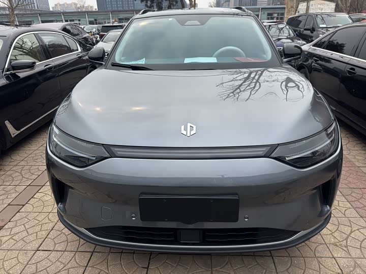 Фото 2 - Leapmotor C11