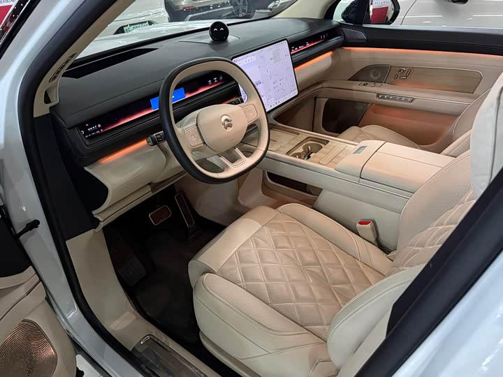 Фото 8 - Nio ES8