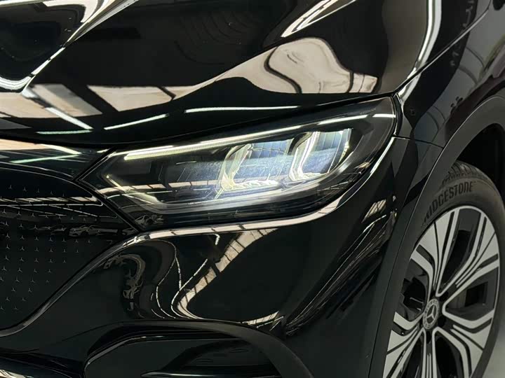 Photo 4 - Mercedes-Benz EQE SUV