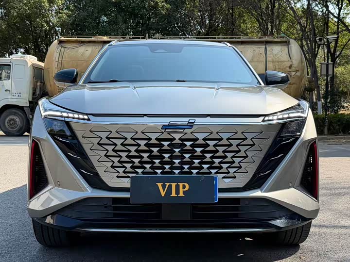 Фото 2 - Changan Oshan Z6