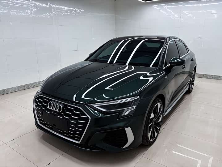 Фото 1 - Audi A3