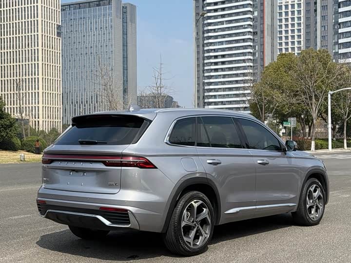 Фото 9 - Geely Monjaro