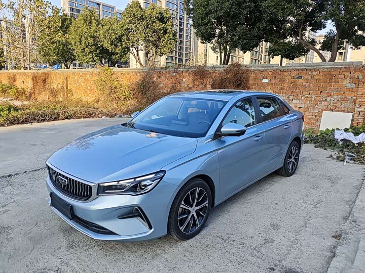 Фото 1 - Geely Emgrand