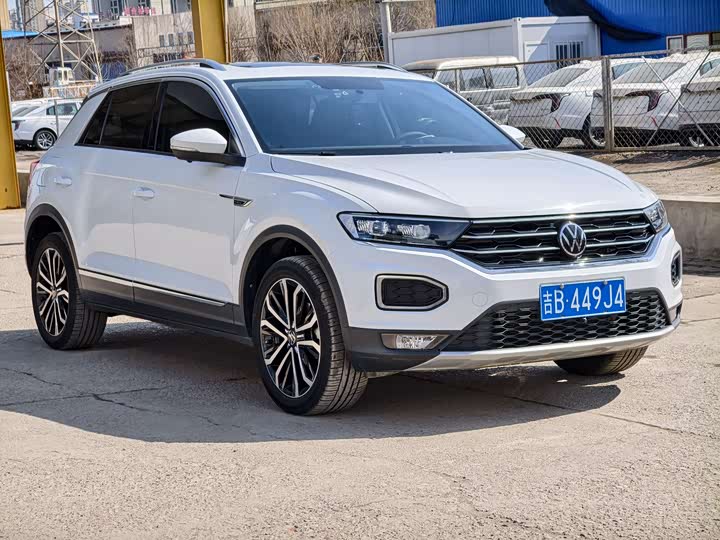 Фото 2 - Volkswagen T-Roc