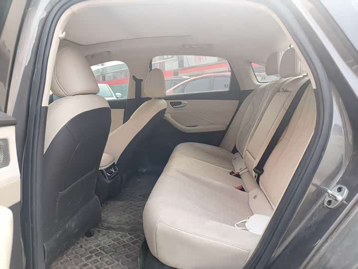 Фото 4 - Roewe D7