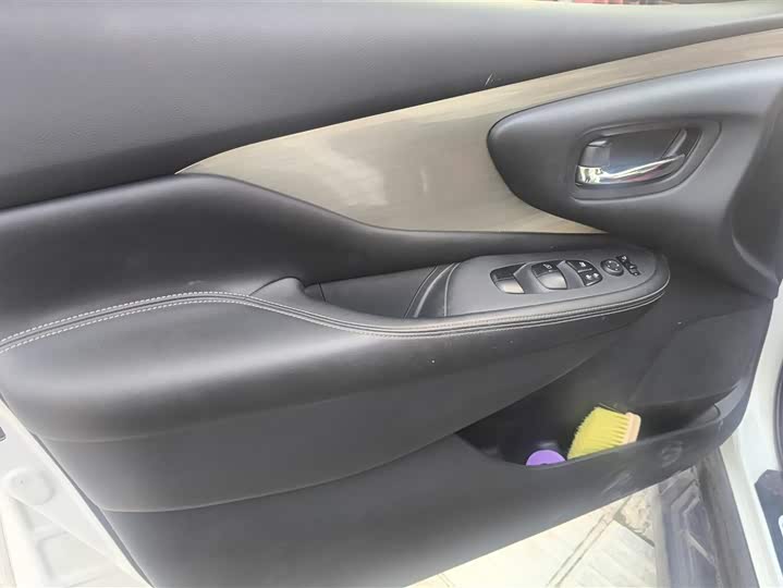 Фото 7 - Nissan Murano