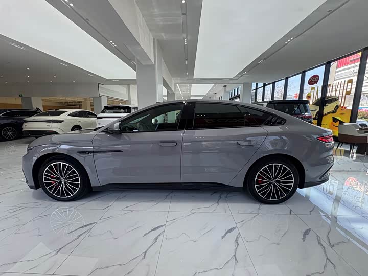 Фото 5 - BYD Han