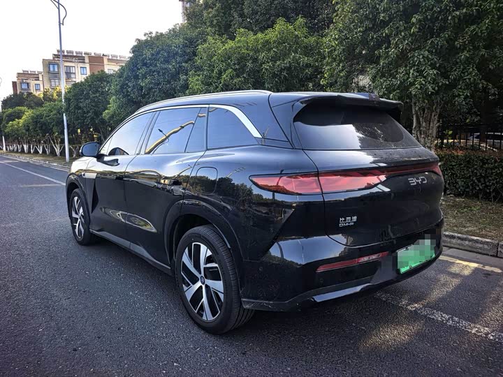 Фото 3 - BYD Tang L