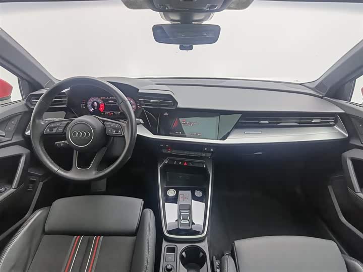 Фото 5 - Audi A3