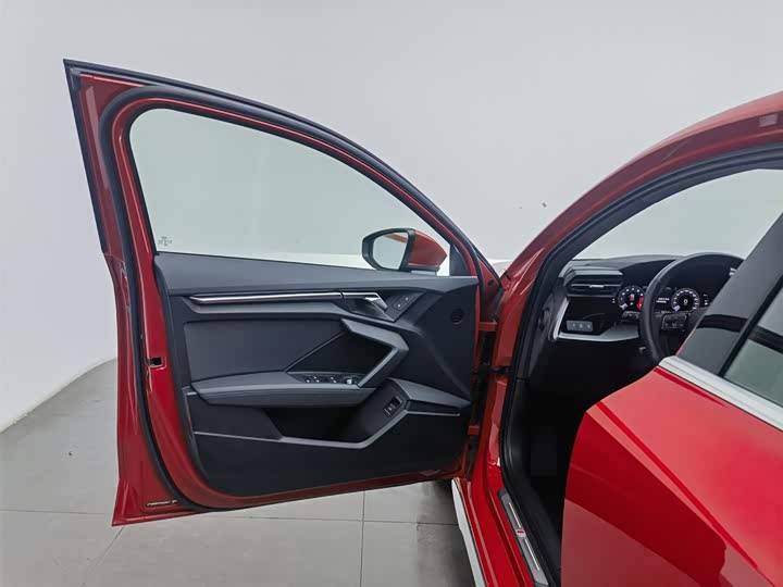 Фото 8 - Audi A3