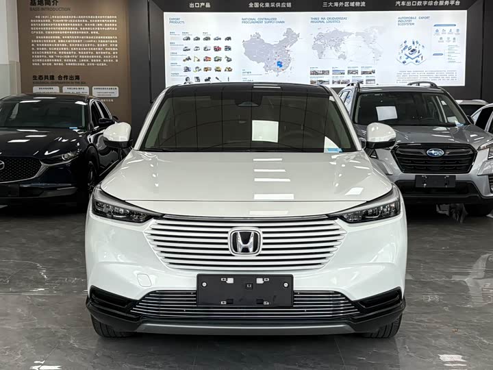 Фото 2 - Honda Vezel