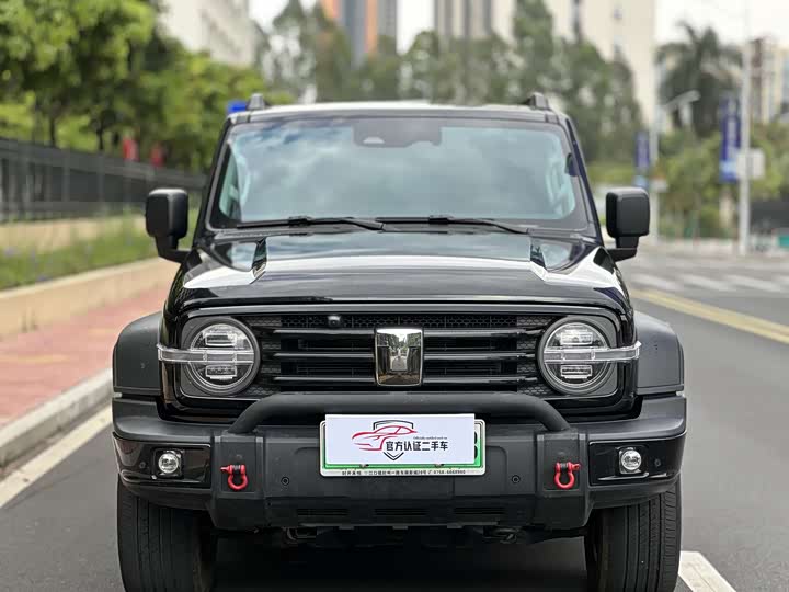 Фото 2 - Tank 300 Hybrid