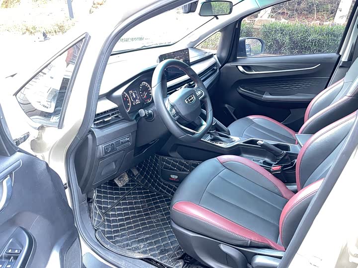 Фото 4 - Geely Vision X3