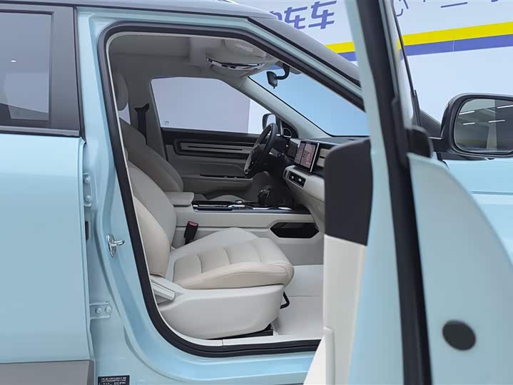 Photo 8 - Geely Icon