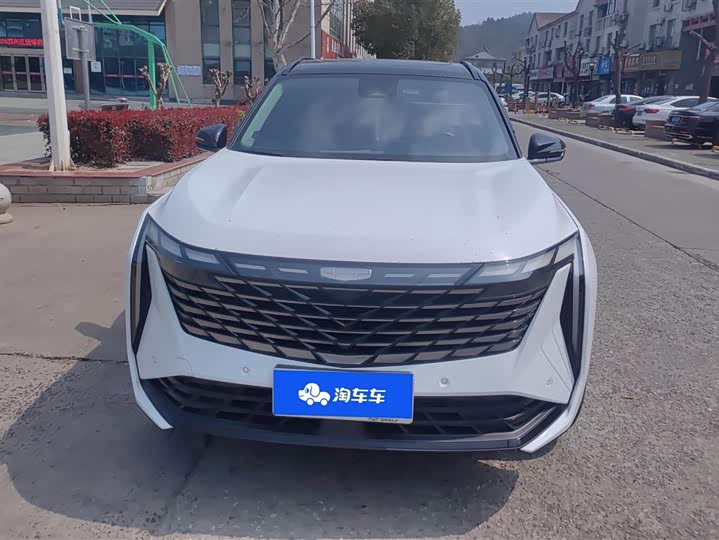 Фото 2 - Geely Atlas L