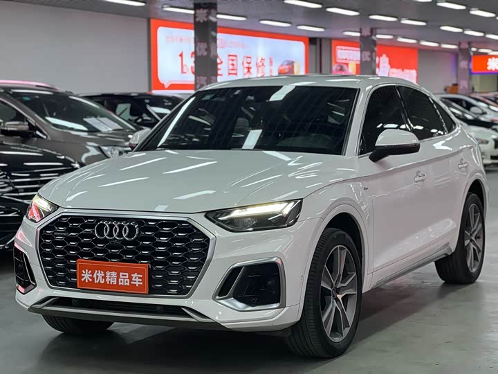 Фото 1 - Audi Q5L Sportback