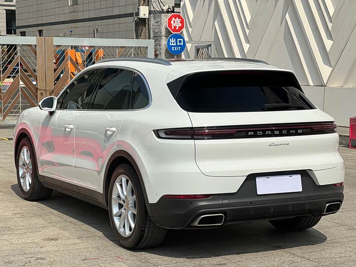 Zdjęcie 4 - Porsche Cayenne