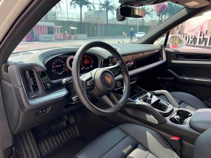 Zdjęcie 9 - Porsche Cayenne